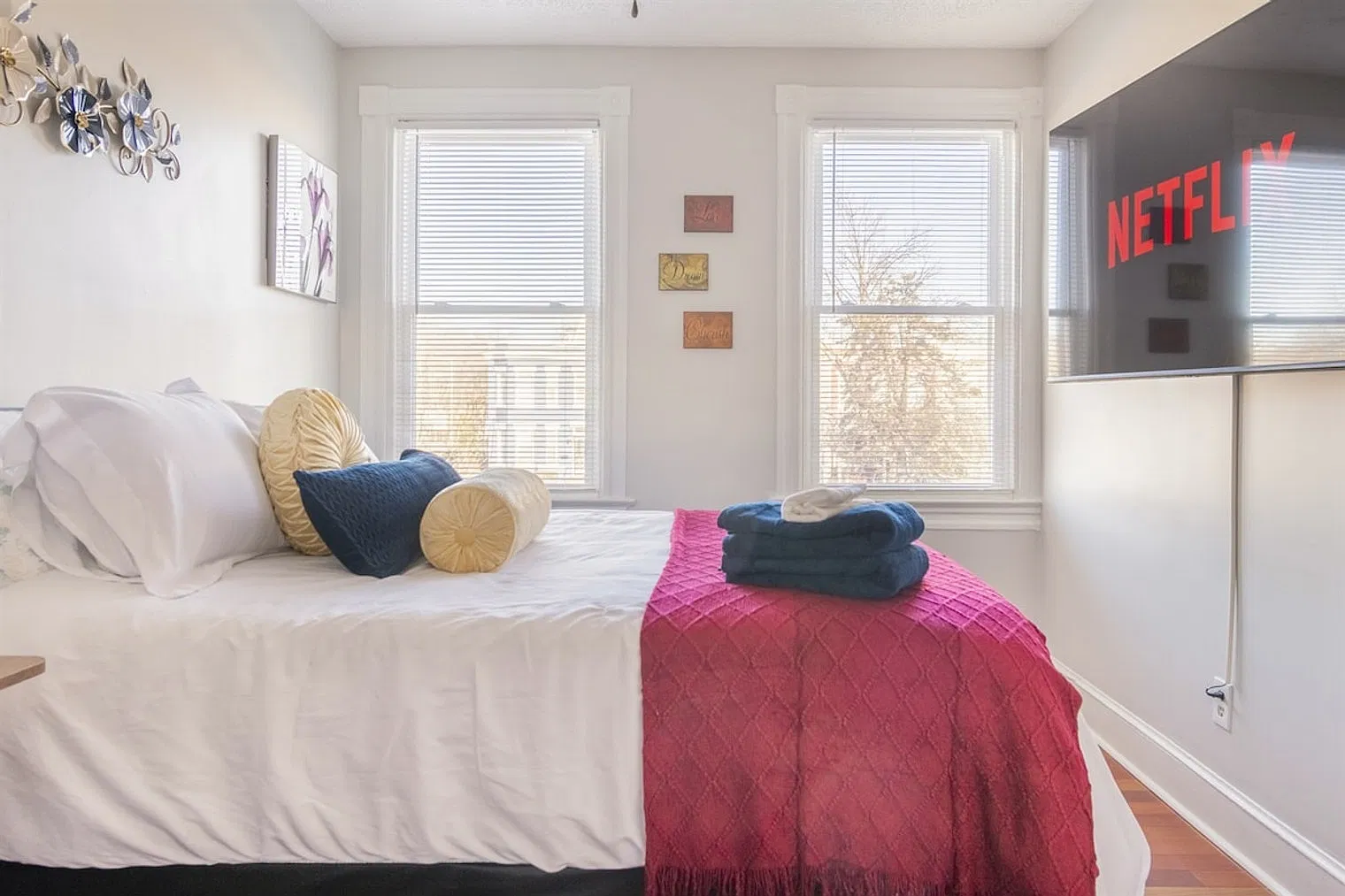 4 bed, 2.0 bath, $6,019 — Photo 4