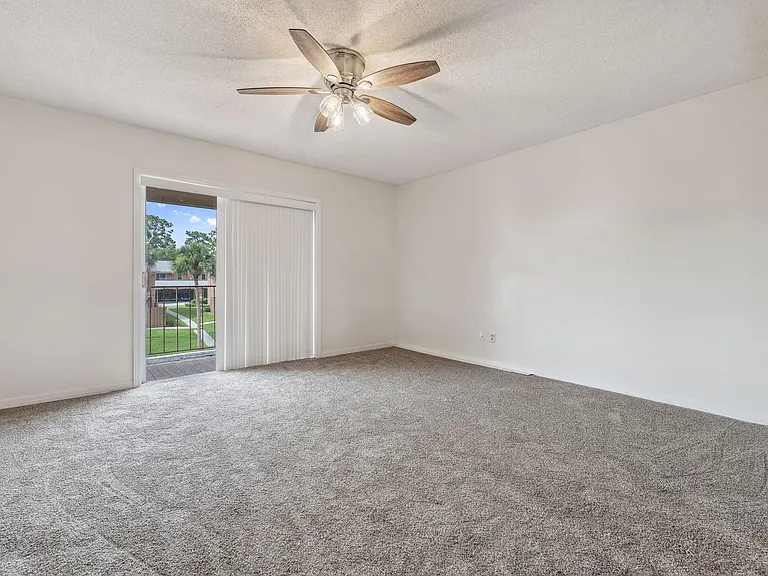 316 Georgetown Dr — Photo 15