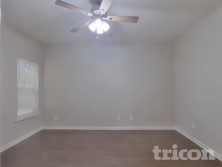 4163 Old Glory Dr — Photo 9