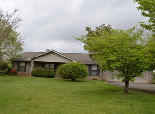 1419 Little Kaycee Dr, Sevierville, TN 37876