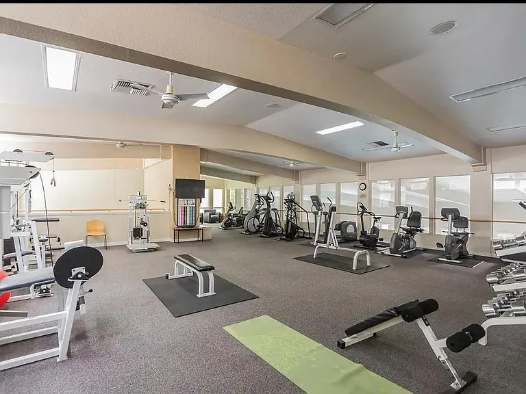 300 Tradewinds Dr #2 — Photo 3