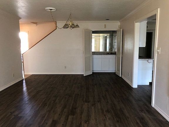 4th image of 7700 Regency Dr
