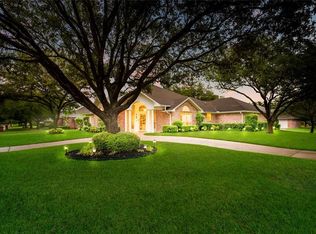9109 Aspen Dr, Woodway, TX 76712