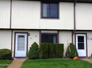 89 Greenwood Loop Rd, Brick, NJ 08724