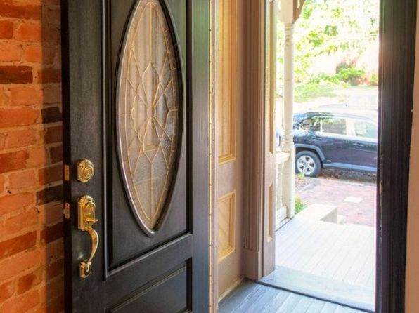 richmond-virginia-445725936 picture