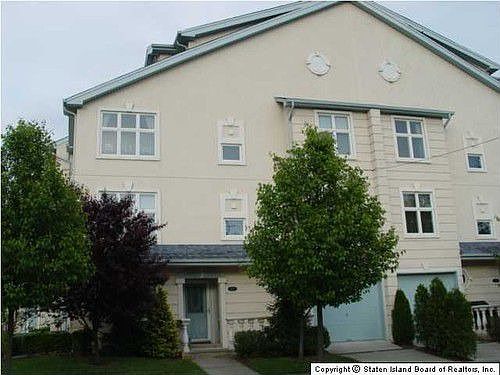 1st image of 437 Loretto St