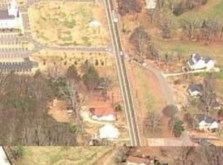 40 Herald Dr, Bethlehem, GA 30620