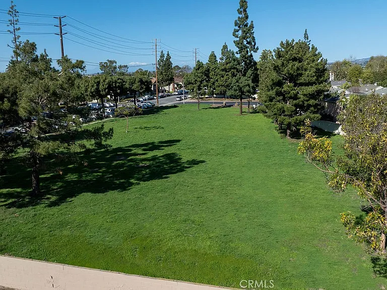14870 Clementine Ct — Photo 27