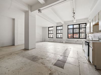 161 W 15th St APT 3C, New York, NY, 10011