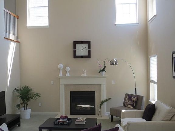 3rd image of 37063 Chaddwyck Ln