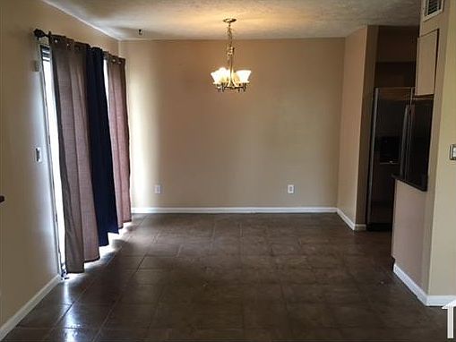 4th image of 1460 Pine Log Rd NE APT D