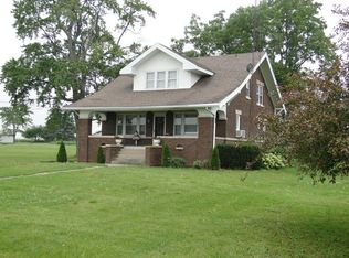 141 N Woodworth Rd, Milford, IL 60953
