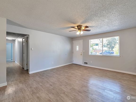 3rd image of 31832 118th Place SE