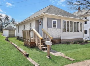 211 W Elm St, West Union, IA 52175