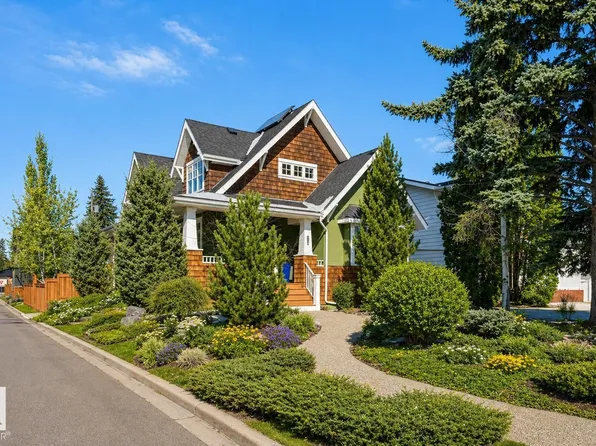 14504 Mackenzie Dr NW, Edmonton, AB T5R 5V9