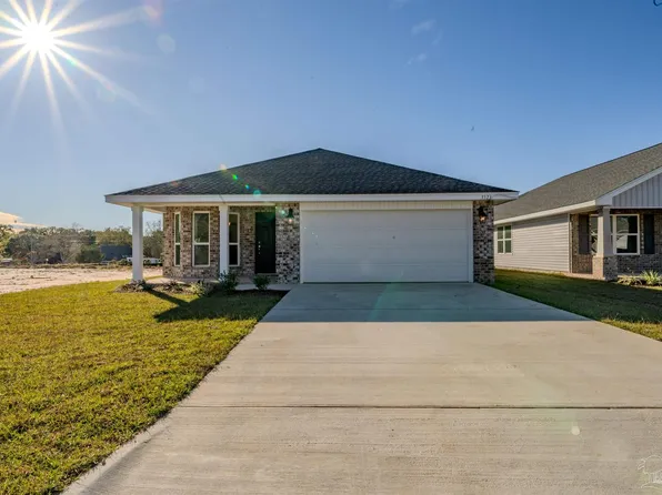 3323 Bliss Ln #13E, Cantonment, FL 32533