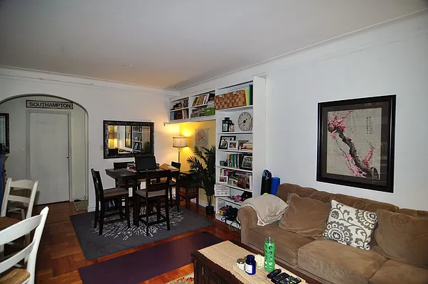 Sold by CENTURY 21 Sunny Gardens Realty, Inc. | media 41