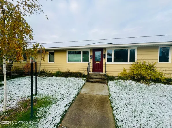 1028 P St #8, Anchorage, AK 99501