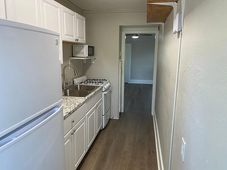 1449 S University Blvd — Photo 11