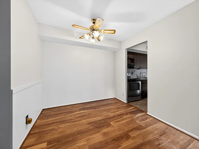 11166 Whispering Oaks Dr — Photo 14