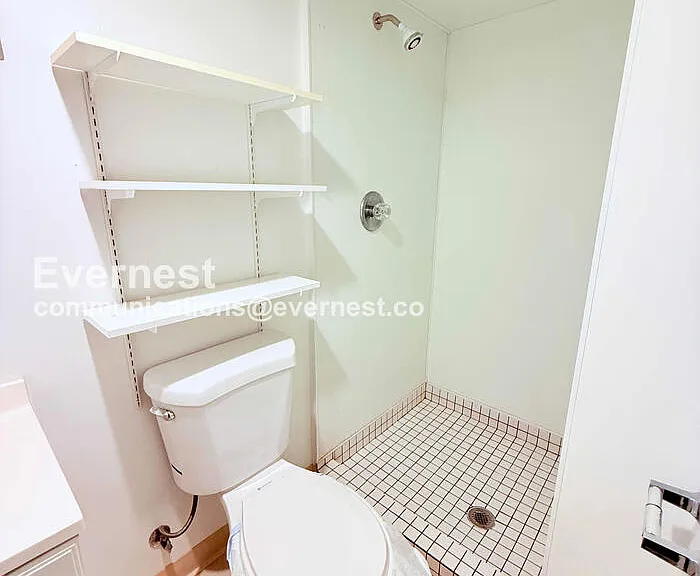 1313 Donald Ave — Photo 14
