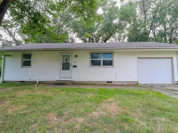 1006 S Main St, Holden, MO 64040