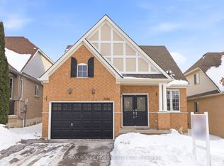 1016 McQuay Blvd, Whitby, ON L1P 1R7