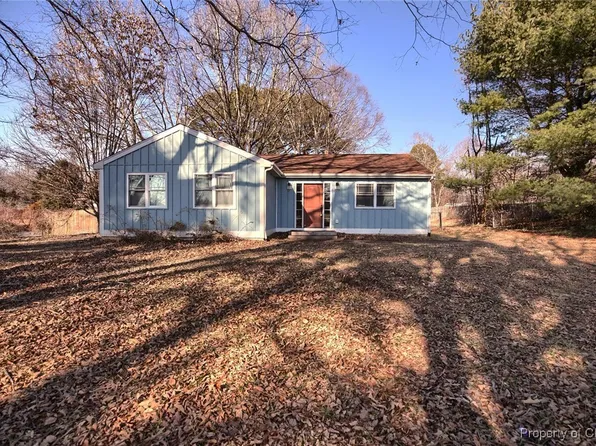 134 Old Stage Rd, Toano, VA 23168