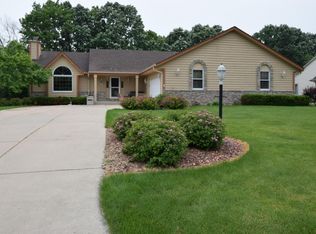 W151N10677 Preserve Pkwy, Germantown, WI 53022