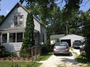 1417 S Main St, Three Rivers, MI 49093