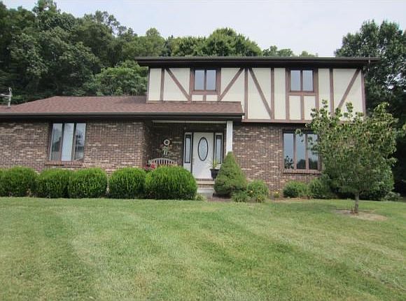 1st image of 230 Hillsboro Dr