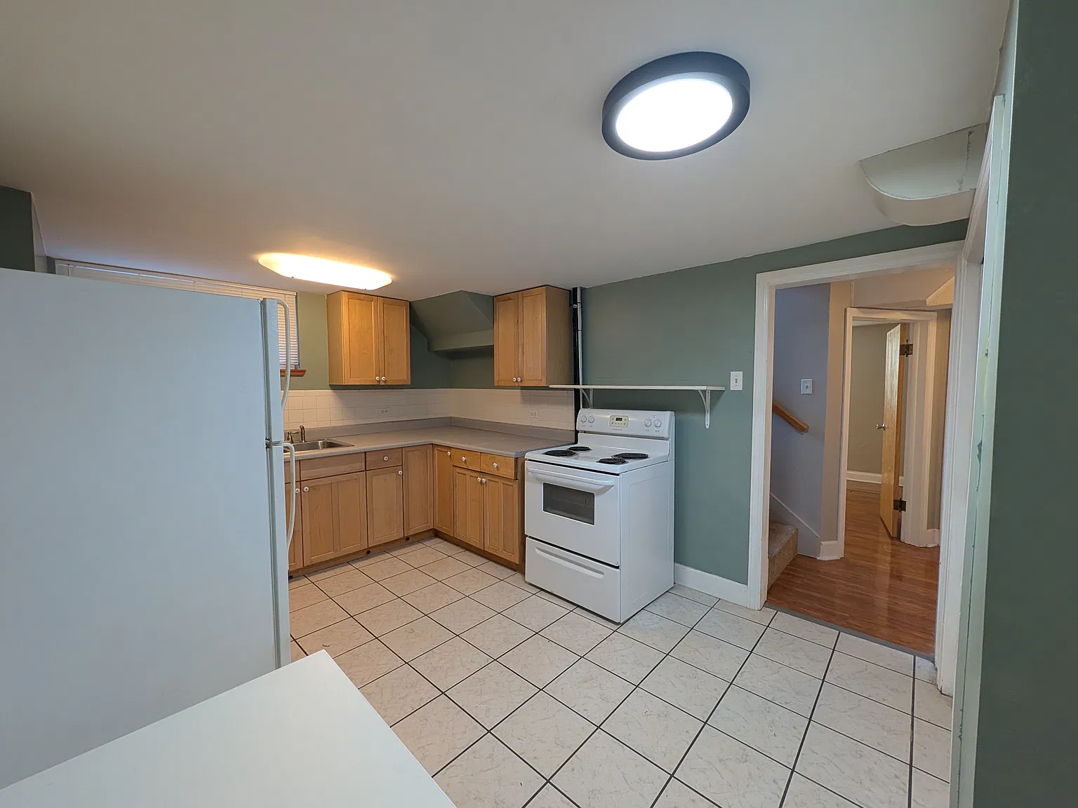 2 bed, 919 sqft, $1,850 — Photo 2