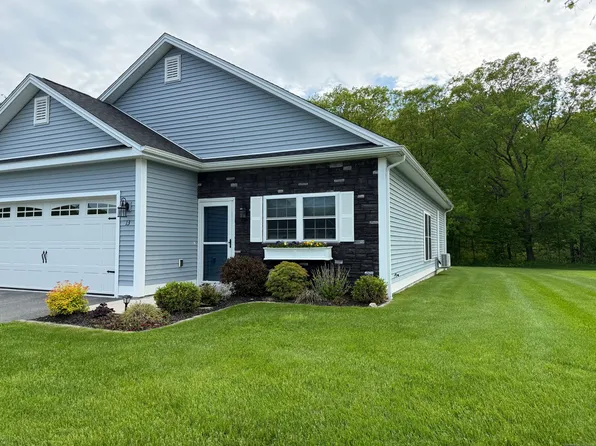 13 Henry Drive #13, Plainfield, CT 06354
