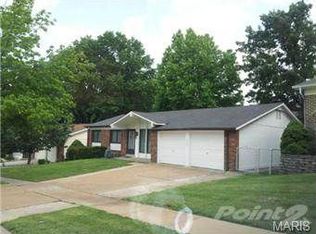 2360 Whitshire Dr, Saint Louis, MO 63129