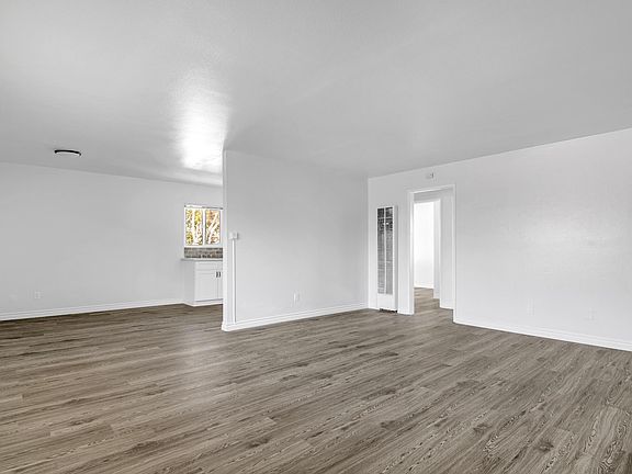3rd image of 822 Lagoon Ave