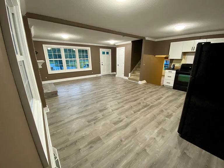105 Mamie Ct — Photo 11