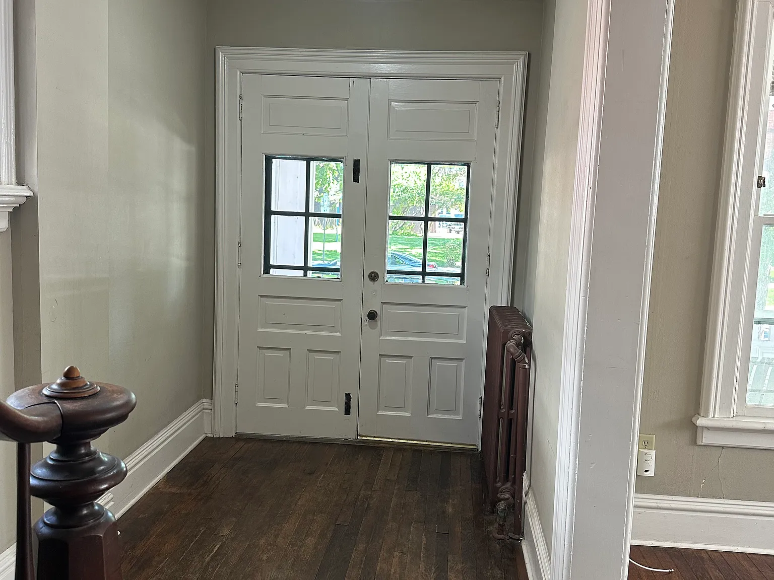 4 bed, 1950 sqft, $3,200 — Photo 2