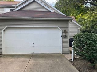 2096 Hidden Hollow Ln #51, Akron, OH 44313