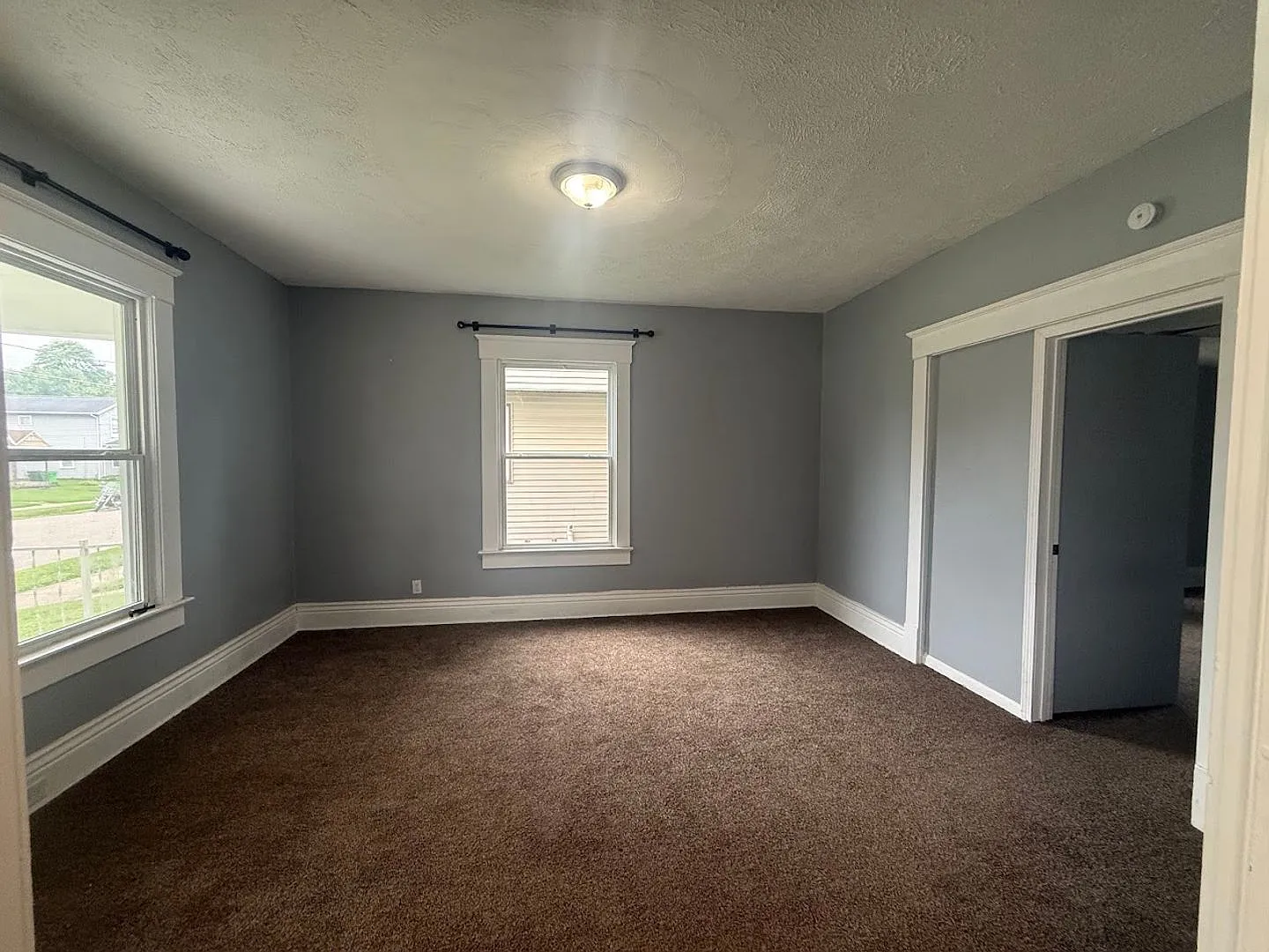 Four bedroom 1.5 bedroom single family home for rent — Photo 3