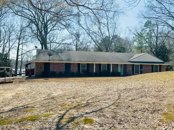 165 Lake Circle Dr, Vicksburg, MS 39180