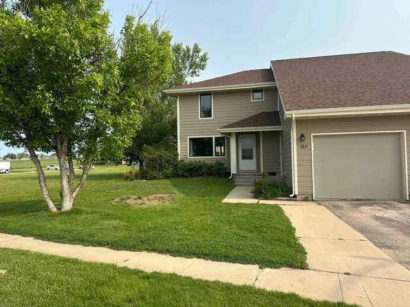 13-B Statesboro Dr, Belle Fourche, SD 57717