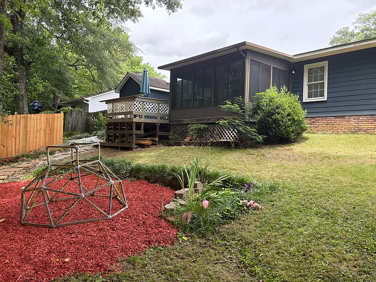 2720 Lakeview Dr — Photo 19