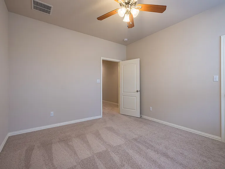 165 Lady Bird Ln — Photo 44
