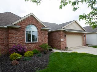 29 Trafalgar Bnd, Bowling Green, OH 43402