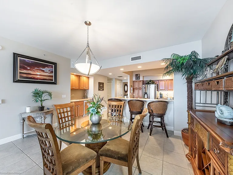 3313 Sunset Key Cir #403 — Photo 16