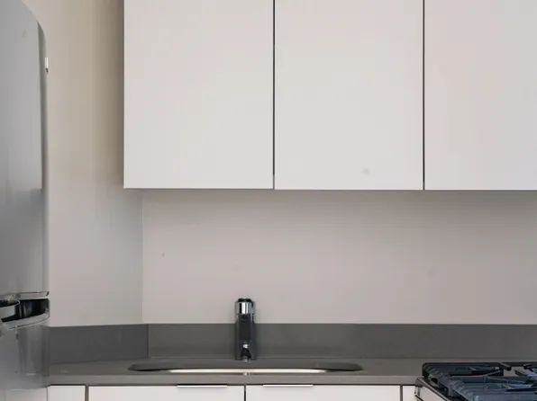 1954 1st Avenue image 2 of 25