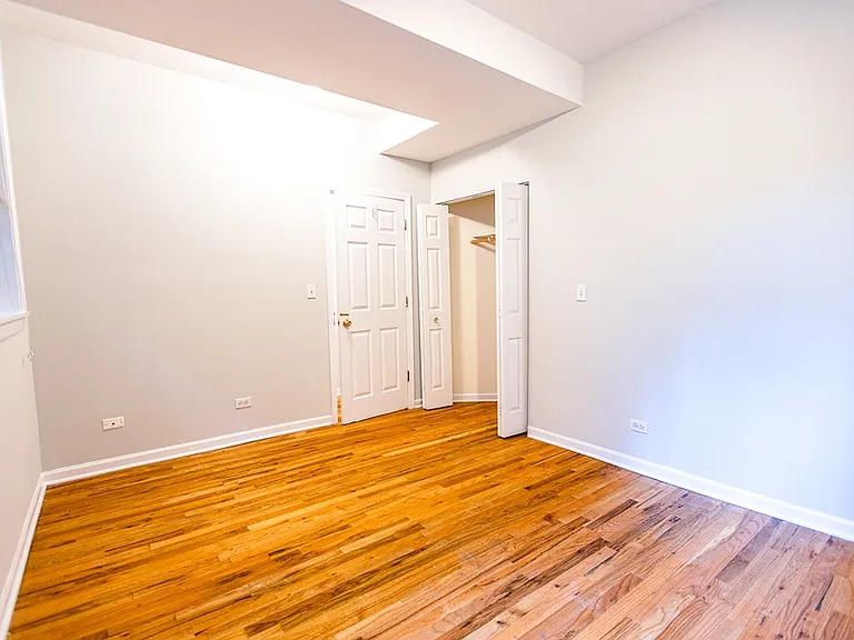 1364-66 N. Hoyne Ave./ 2105-11 W. Schiller St. — Photo 9