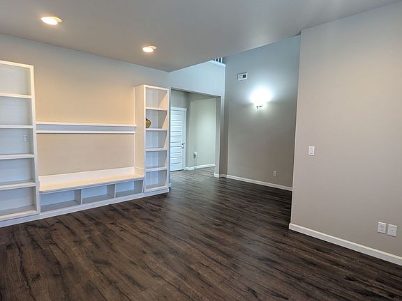 3rd image of 607 77th Dr SE