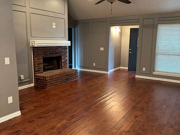 2nd image of 817 Meadowdale Dr