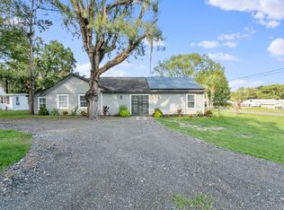 5850 13th St, Zephyrhills, FL 33542